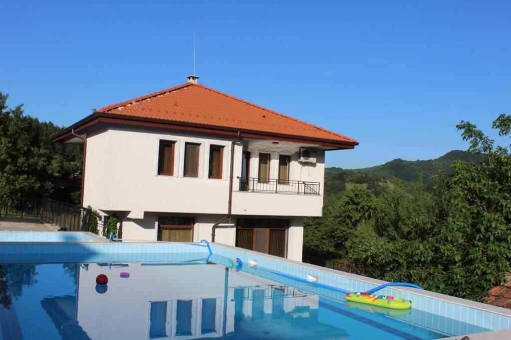 Бадевски Рай- Къща София Veliko Tarnovo Extérieur photo